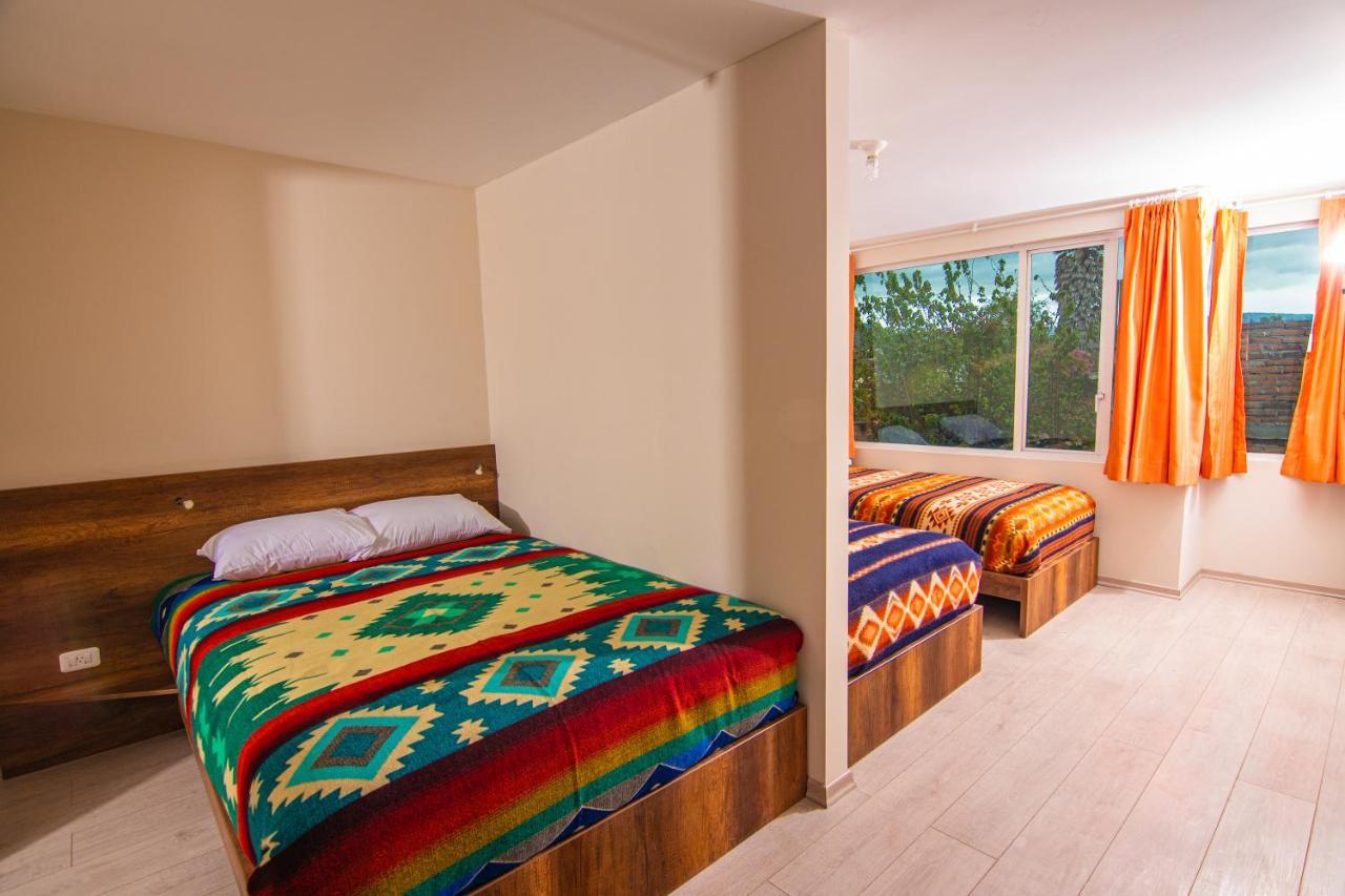 The Traveler Hostel Otavalo Extérieur photo
